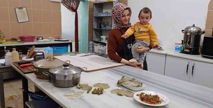 Sardığı dolmalarla işletme açtı
