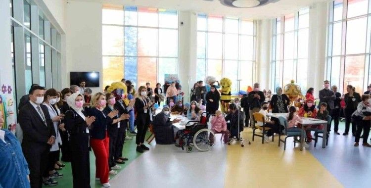 Hemşirelik Kulübü’nden çocuklara etkinlik