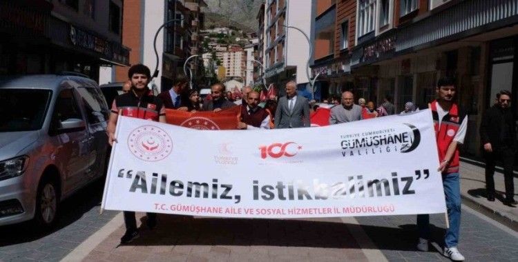 Gümüşhane’de "Aile Haftası" için farkındalık yürüyüşü yapıldı