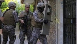 Antalya'da sosyal medya üzerinden uyuşturucu satışına eş zamanlı operasyon