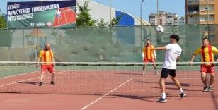 19 Mayıs Ayak Tenisi Turnuvası başladı
