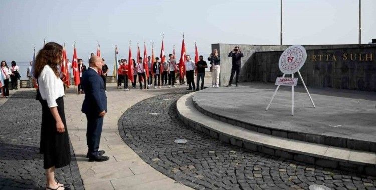 Kuşadası’nda 19 Mayıs coşkuyla kutlandı
