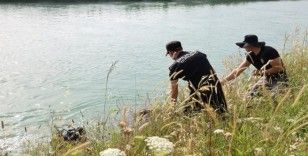 Adana'da serinlemek için sulama kanalına giren genç kayboldu