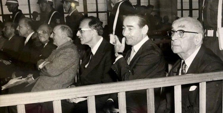 Türk demokrasi tarihinin kara lekesi: 27 Mayıs darbesi