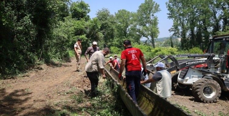 Tarımsal sulama kanalları temizlendi