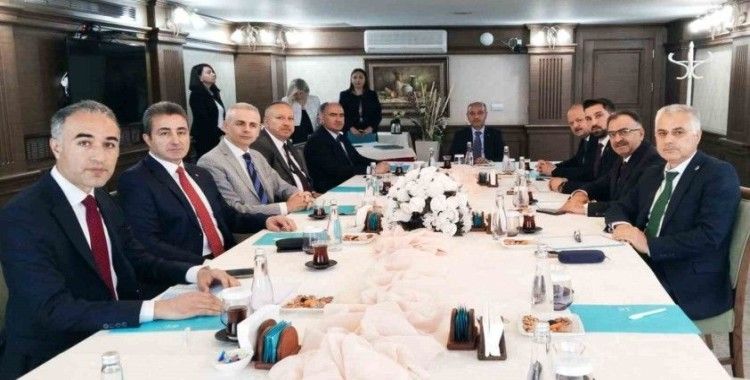 Koç, vilayetler birliği encümen üyeliğine seçildi