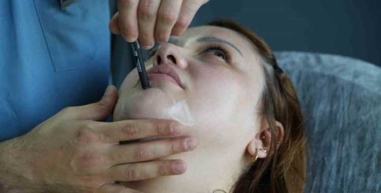 Estetik uzmanından "aquafilling" çılgınlığı uyarısı
