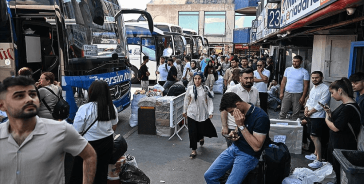 Büyük İstanbul Otogarı'nda bayram yoğunluğu sürüyor