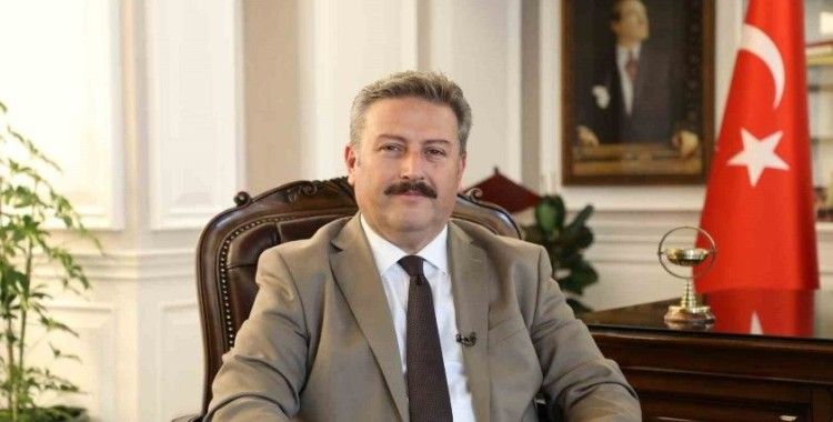 Başkan Palancıoğlu’ndan Kurban Bayramı ve Babalar Günü mesajı