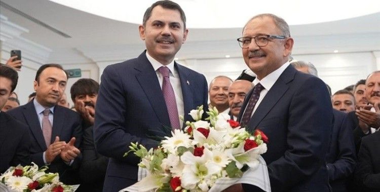 Çevre, Şehircilik ve İklim Değişikliği Bakanı Kurum, görevi Mehmet Özhaseki'den devraldı