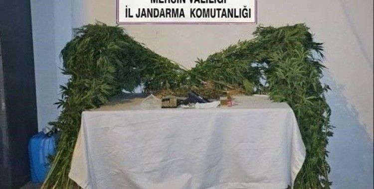 Mersin’de uyuşturucu üretip satan şüpheli yakalandı