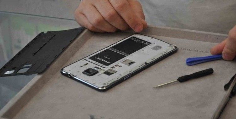 Sıcaklarda cep telefonunuzu uzun süre şarjda bırakmayın