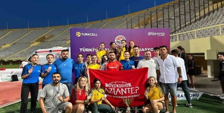 Büyükşehir Belediye Spor Kulübü’nden atletizmde tarihi başarı
