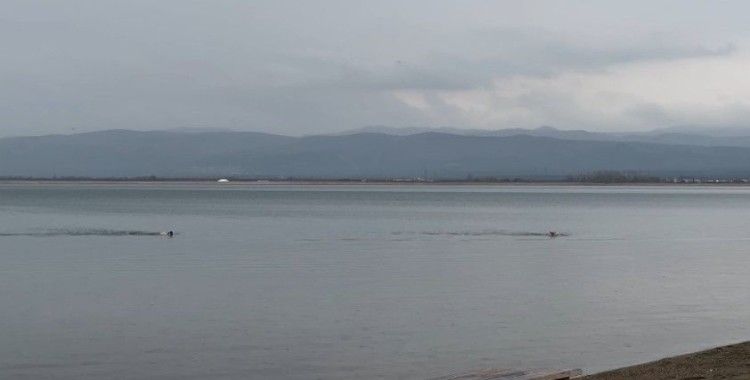 Yeni yılın ilk sabahında İznik Gölü’nde ilginç görüntü
