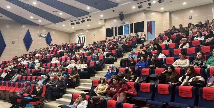 Erzurum’da obstetrik bakımı zirvesi
