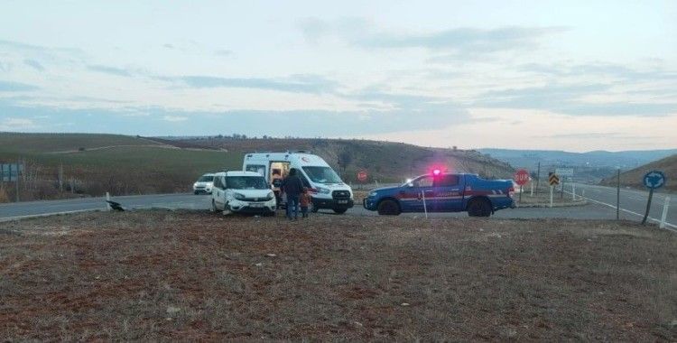 Adıyaman’da hafif ticari araçlar çarpıştı: 1 yaralı
