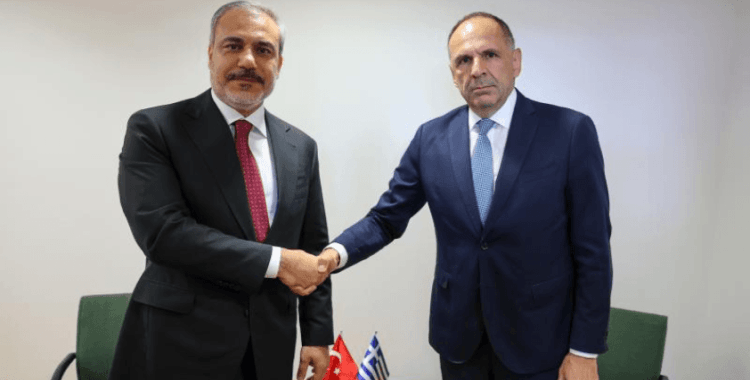 Bakan Fidan Yunanistan Dışişleri Bakanı Gerapetritis'le görüştü