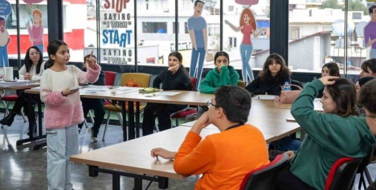 Öğrenciler, yarıyıl tatilinde yabancı dil becerilerini geliştiriyor
