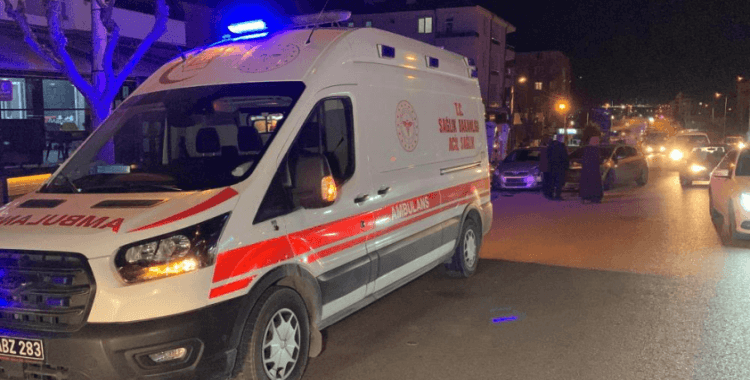 Karaman'da iki otomobil çarpıştı: 2 yaralı