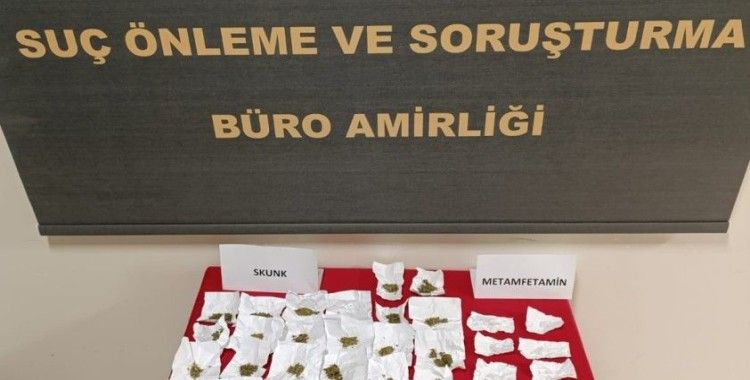 Gelibolu'da piyasa değeri 300 bin TL olan uyuşturucu madde ele geçirildi