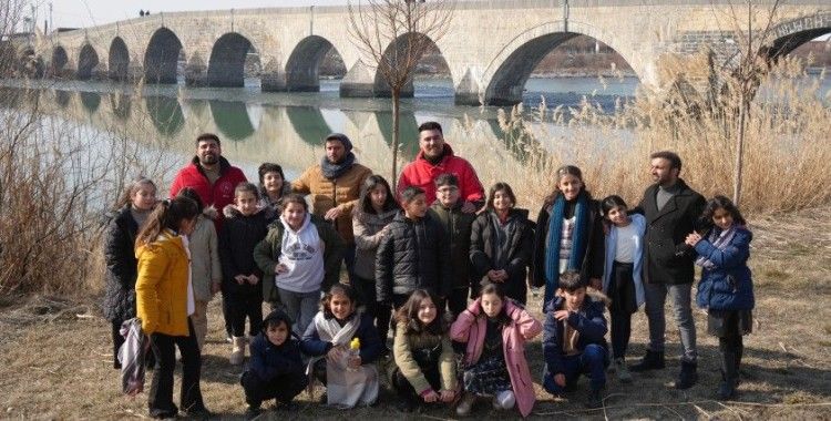 Muş’ta öğrenciler için kültür gezisi düzenlendi