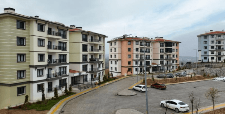 Bakan Kurum: Gelinciktepe bölgesinde 8 bin 914 konutumuzun 2 bin 175'ini tamamladık