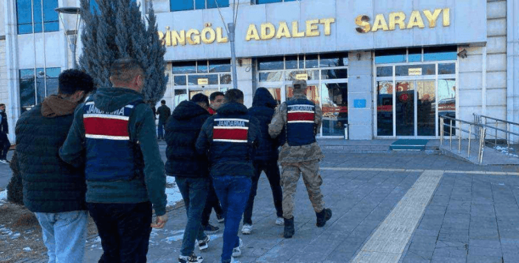 Bingöl'de aranan 8 şüpheli yakalandı