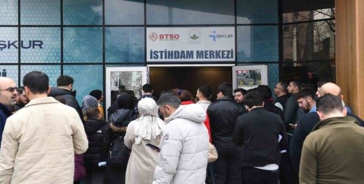 OKİM’de bir günde 250 kişi iş sahibi oldu
