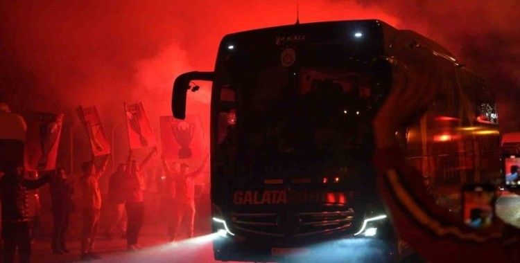 Galatasaray’a, Gaziantep’te coşkulu karşılama
