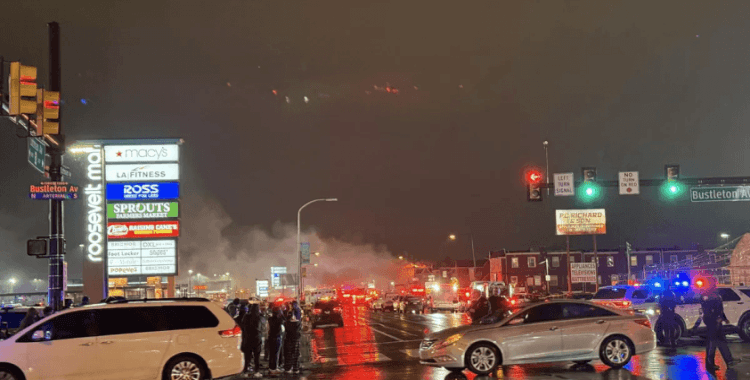 ABD'nin Philadelphia kentindeki uçak kazasında hayatını kaybedenlerin sayısı 7'ye yükseldi