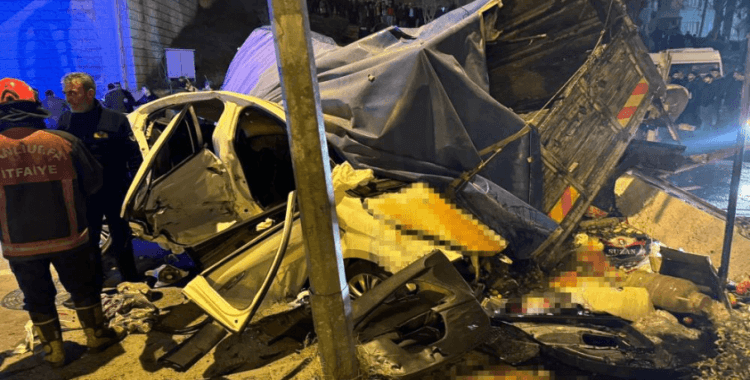 Freni boşalan kamyon dehşet saçtı: Ölü ve yaralılar var