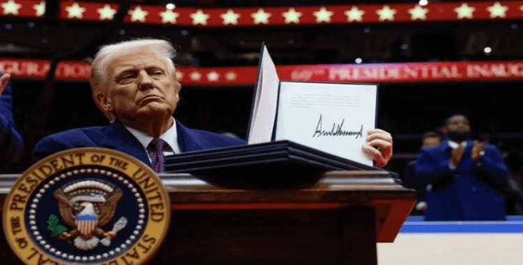 Trump, Kanada ve Meksika'nın yanı sıra AB'ye de tarife uygulanacağı mesajını verdi