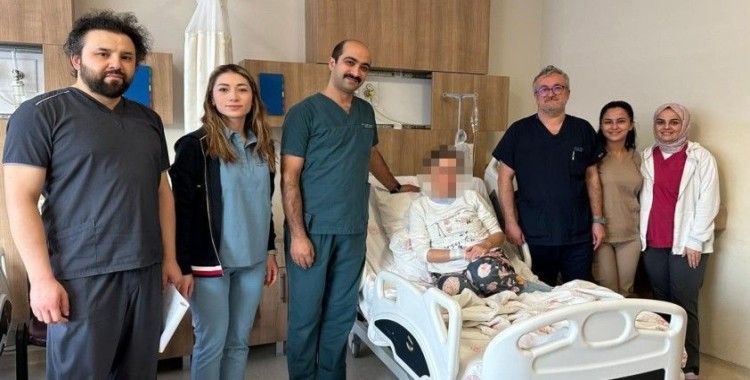 Kastamonu’da bir ilk: İç organları ters olan hastaya kapalı safra kesesi ameliyatı yapıldı
