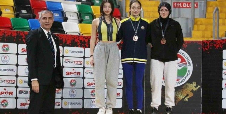 U18 Türkiye Salon Atletizm Şampiyonası sona erdi
