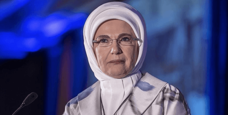 Emine Erdoğan depremlerde hayatını kaybedenleri andı