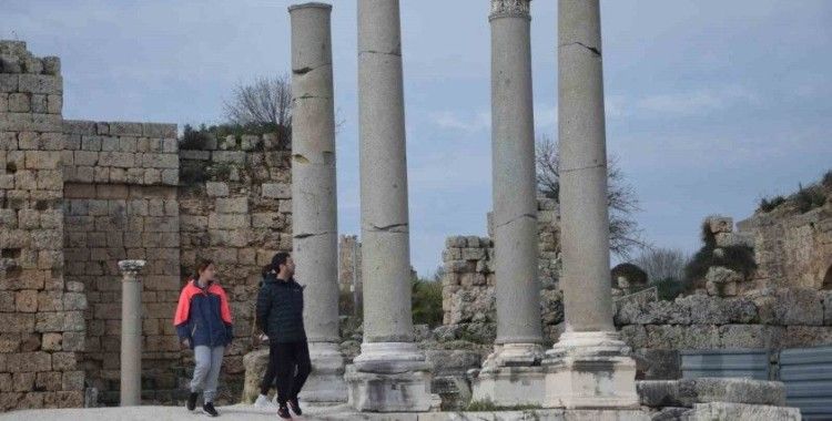 Perge Antik Kenti’ni 2024 yılında 157 bin kişi ziyaret etti
