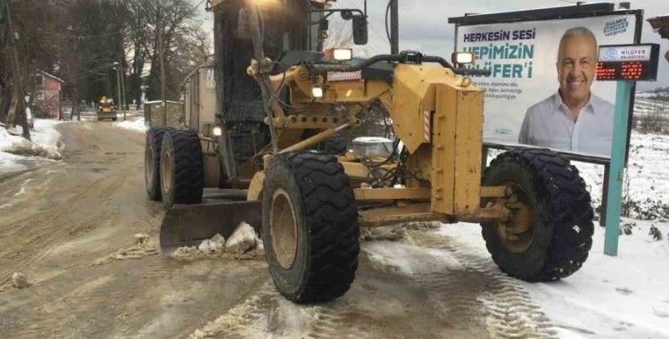 Nilüfer’de ekipler karla mücadele için görev başında
