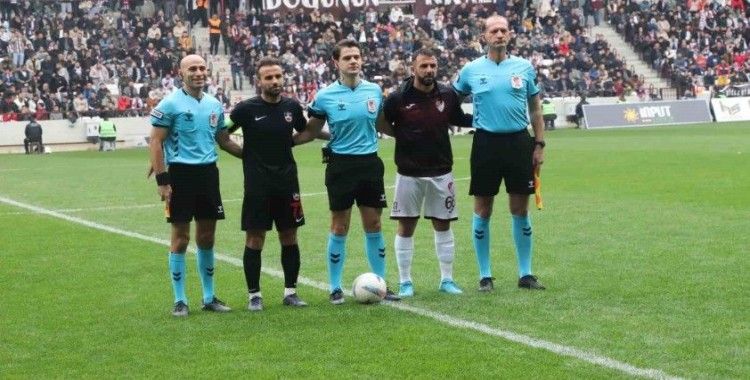 Elazığspor- Vanspor FK maçının hakemleri değişti
