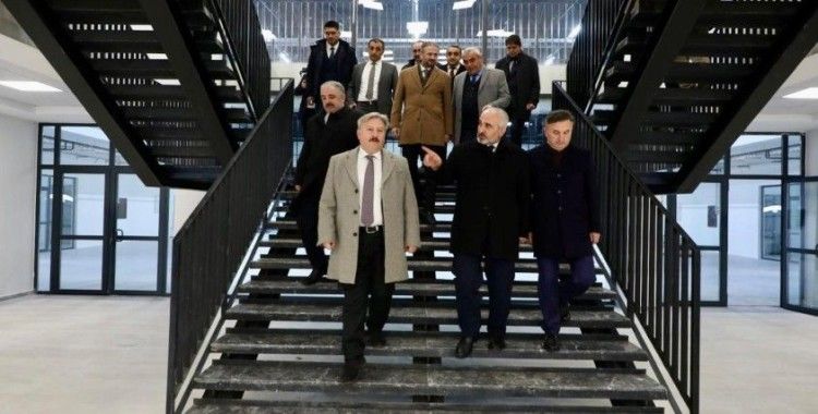 Milli Eğitim Bakanlığı heyetinden Havacılık ve Uzay Bilimleri Lisesi’ne tam not
