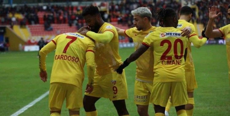 Sergej Jakirovic ile 2 maçta 4 puan
