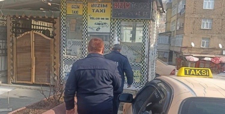 Zabıta ekiplerinden taksi duraklarına su aboneliği denetimi
