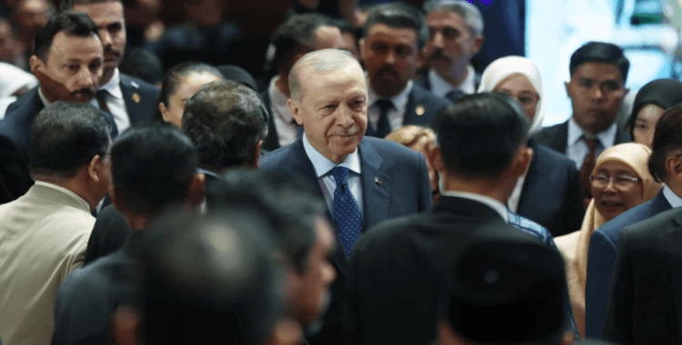 Cumhurbaşkanı Erdoğan'a Malezya'da fahri doktora unvanı verildi