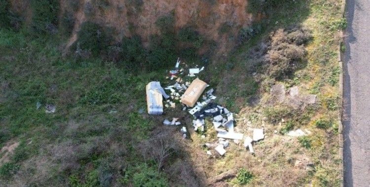 Çayırova’da kaçak atığa geçit yok
