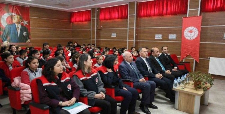 Kars’ta öğrencilere organik tarım eğitimi verildi

