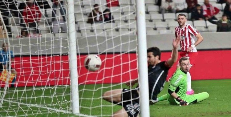 AGC’den İHA’ya 2 ödül
