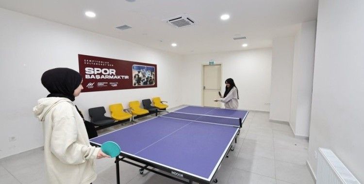 Sultangazi Aşık Veysel Kültür Merkezi vatandaşların göz bebeği
