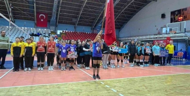 Manisa’da Okul Sporları Voleybol Grup Müsabakaları başladı
