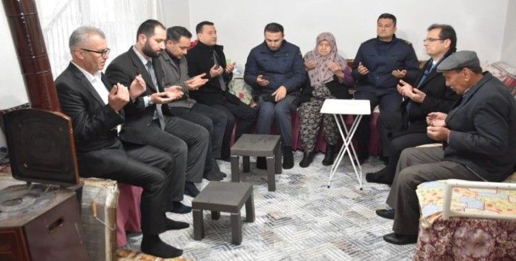 Kaymakam Güldoğan, şehit ailesini unutmadı
