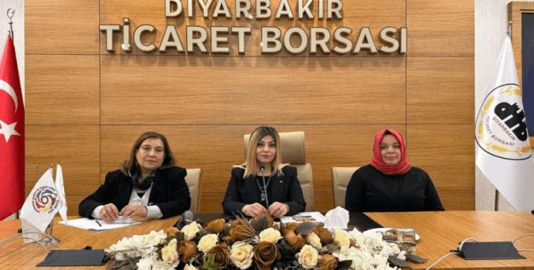 İş kadınlarına e-ticaret ve dijital pazarlama eğitimi