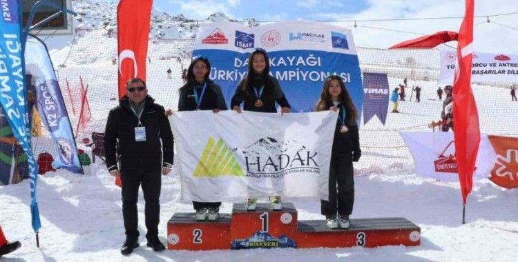 Dağ Kayağı Gençler ve Büyükler Türkiye Şampiyonası Kayseri’de yapıldı
